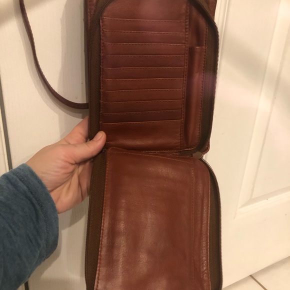 Derek Alexander supple leather crossbody and organizer in Brandy - Picture 8 of 8